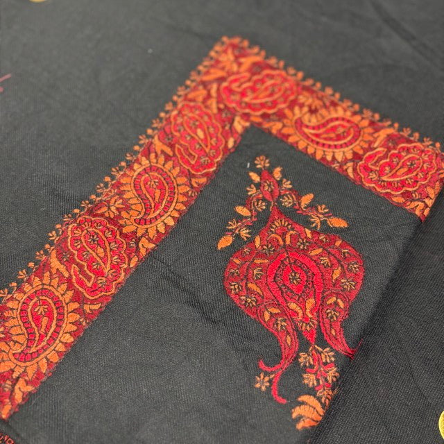 "Classic Red Shemagh – traditional men's Arabic keffiyeh scarf in red and white pattern, iconic Middle Eastern headwear for everyday use, cultural identity, and heritage style."