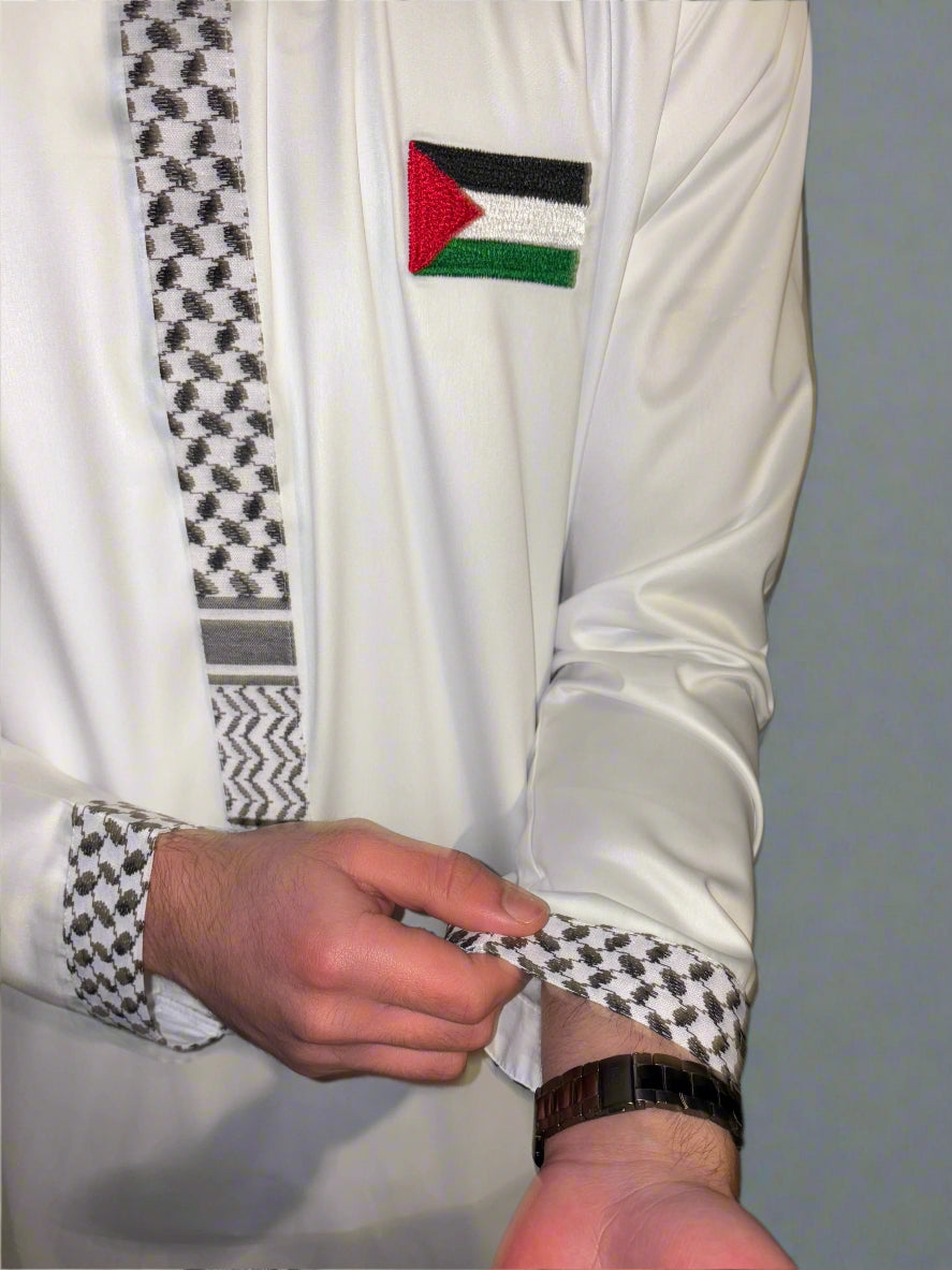 "Close-up of the fabric and stitching detail on the Heritage Thobe, highlighting premium quality."