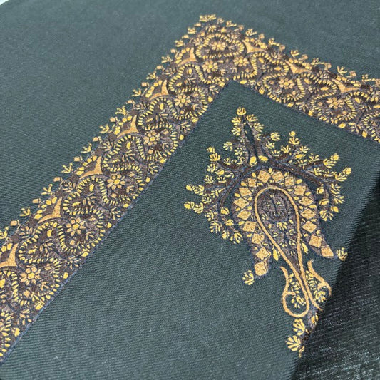 "Bronze Bloom Shemagh – men's Arabic keffiyeh scarf in bronze with floral pattern, traditional Middle Eastern headwear for cultural and fashion wear."