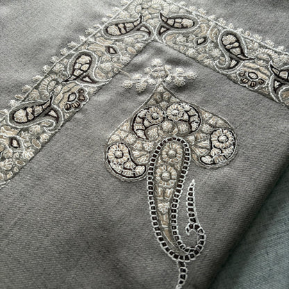 "Complete Look: Premium Khaki Thobe with Desert Mosaic Shemagh"