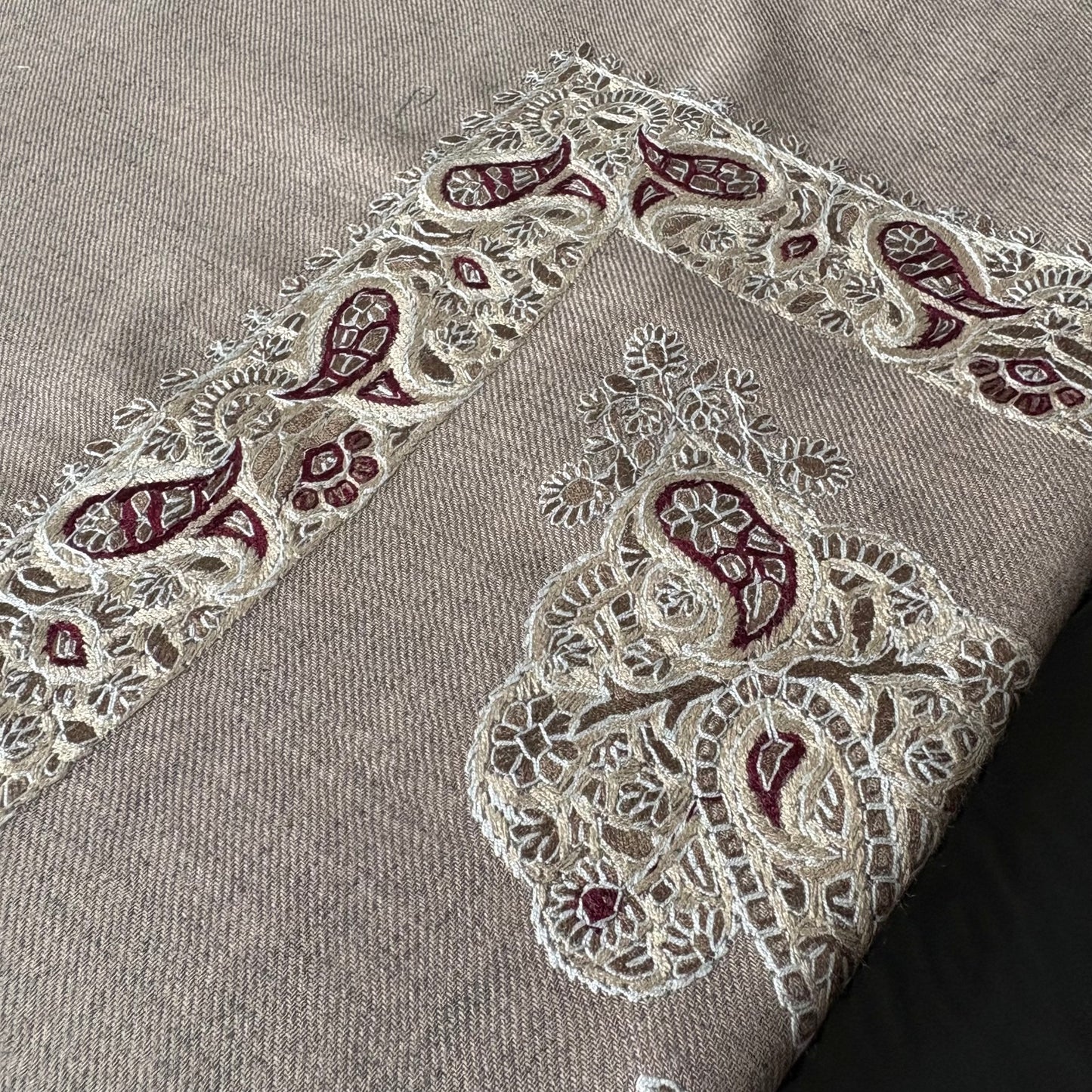 "Complete Look: Premium Khaki Thobe with Desert Mosaic Shemagh"