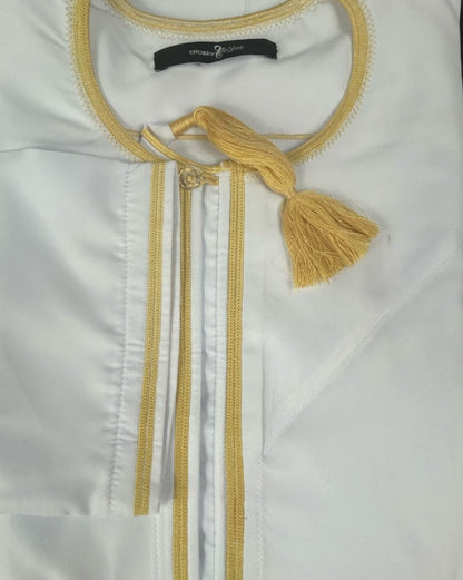 Omani Plain White Thobe with Yellow