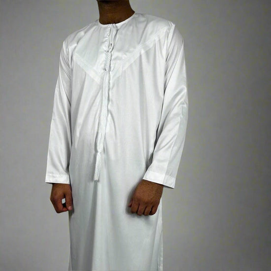 White Emarati Thobe