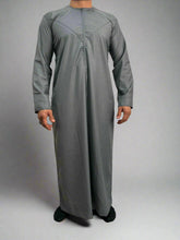 DELUXE EMARATI SILVER THOBE