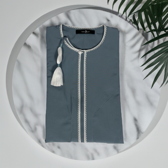 Omani Sultan Antique Blue and White