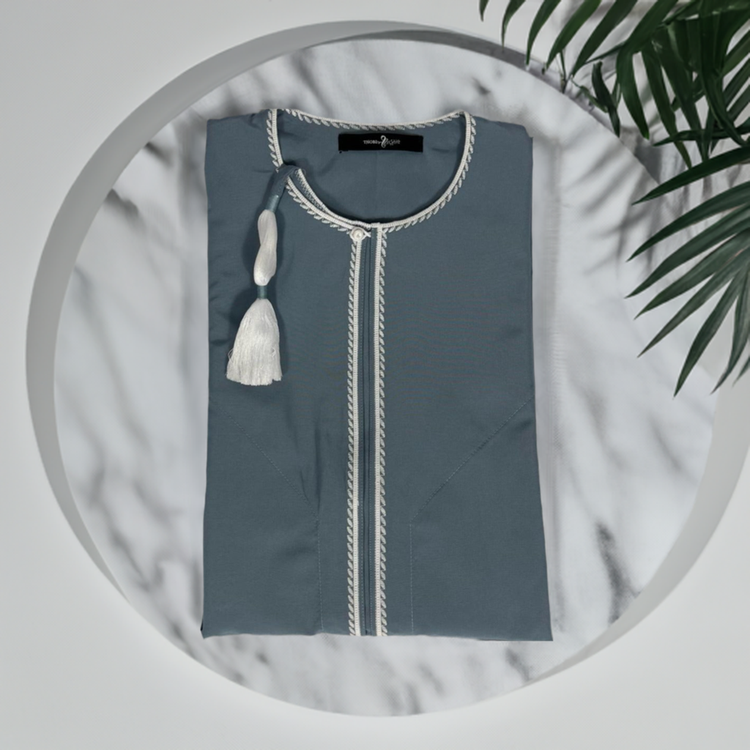 Omani Sultan Antique Blue and White