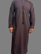 Premium Emarati Maroon Thobe with detachable tassel and breathable fabric for comfort and style